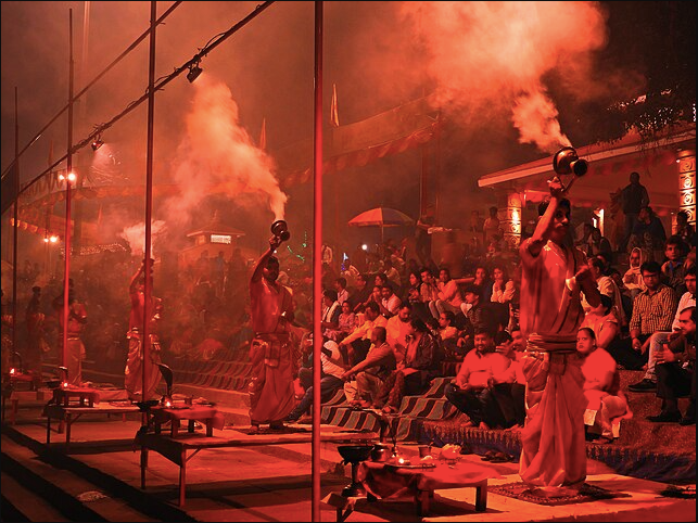 2019 Benaras Ganga Aarti near Aassi Ghat</p>
<p>Photo by Goutam Dutta (Wikimedia Commons CC)